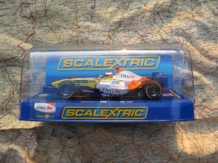 ScaleXtric C2863  Renault F1 Team